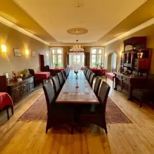 gut-schöneworth-restaurant-tafel 1